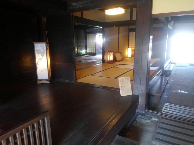 Honjin_Hutagawa_76.JPG 113KB 