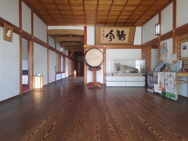 Tatsuno_Castle_15.jpg 146KB